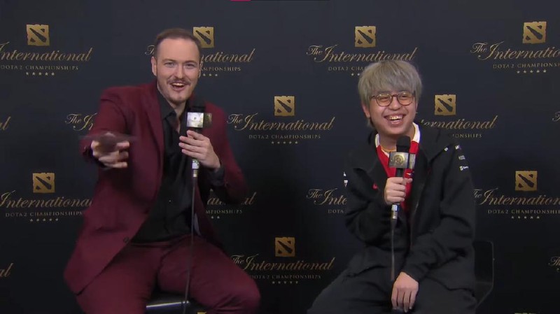 T1 Bungkam Allience di TI10 Dota 2, Xepher: Mama Aku di TI