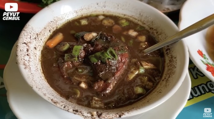 5 Warung Makan Betawi di Depok, Ada Gabus Pucung hingga Pecak Gurame! 5 Warung Makan Betawi di Depok, Ada Gabus Pucung hingga Pecak Gurame!