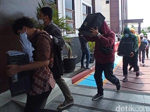 Melacak Sosok Bos Pinjol Ilegal Sleman yang Digerebek Polda Jabar