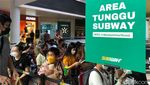Ambil Risiko Berkerumun Demi Roti Isi Subway, Nggak Takut Varian Delta?