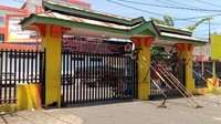 Mahasiswa juga membuat sebuah spanduk yang berisi pernyataan memboikot kegiatan Yayasan Dwiwarna yang menaungi kampus ITM. Spanduk itu dipasang di depan pintu masuk ITM. (Foto: Ahmad Arfah Fansuri Lubis/detikcom)
