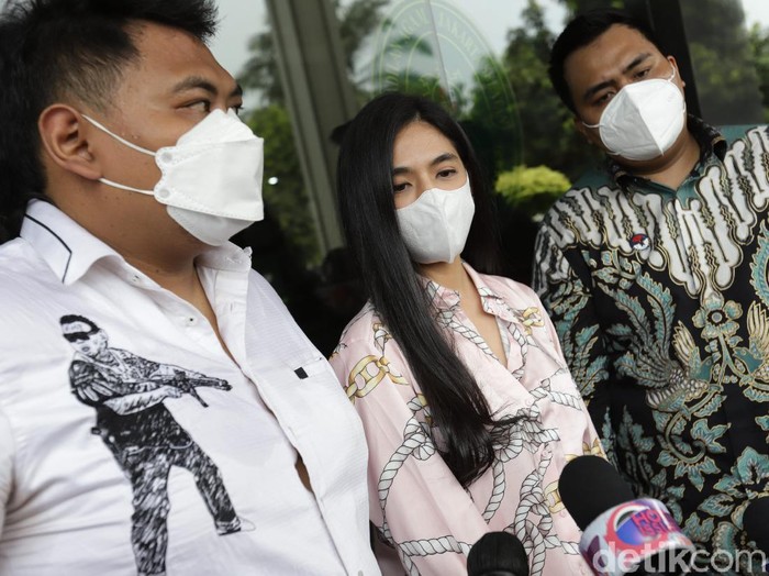 DJ Una DJ Una diam-diam gugat cerai Irsan Ramadhan