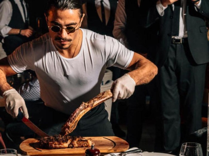 Duh! Ketahuan Restoran Salt Bae Hapus Ulasan Buruk dari Pengunjung Soal Makanannya