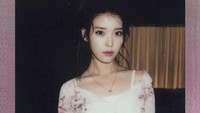 Aku berharap single ini bisa dinikmati oleh penggemar senyaman mereka, kata IU dalam sebuah wawancara dengan ELLE Korea. (Foto: dok. EDAM Entertainment)