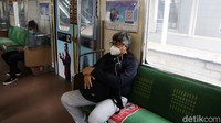 Dalam kampanye tersebut, PT KCI memasang poster terkait pentingnya akses transportasi umum untuk penyandang disabilitas.