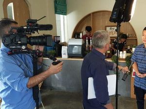 Inspiratif! Kedai Kopi Ini Beri Kesempatan Kerja bagi Difabel