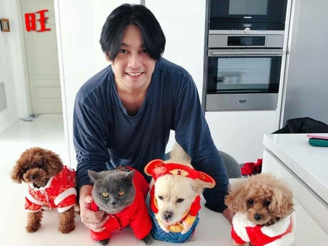Tentu saja karier Ken Chu saat ini sangat berbeda dengan 3 member F4 lainnya. Jerry Yan, Vanness Wu, dan Vic Zhou diketahui masih aktif berkarier di dunia hiburan hingga sekarang. Foto: Instagram/@kenzhuindo