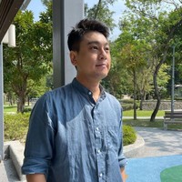 Saya merasa semua seperti jalan buntu. Ini menjadi titik terendah hidup saya. Tapi itu bukan berarti saya tidak bahagia. Tapi ini benar-benar rendah. Tidak ada pemasukan lebih dari satu tahun, terang Ken Chu dilansir dari Apple Daily. Foto: Instagram/@kenchu9