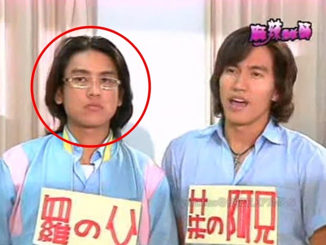Film drama asal Taiwan, Meteor Garden sempat populer di awal tahun 2000an. Berkat film tersebut, nama Ken Chu semakin banyak dikenal oleh masyarakat. Namun tak hanya berprofesi sebagai aktor, Ken Chu juga merupakan seorang penyanyi. Foto: YouTube/YHY