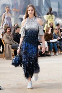 10 Koleksi Terbaru Alexander McQueen Spring/Summer 2022
