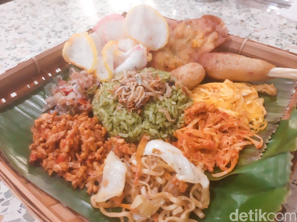 La Isola Caffe, Dolce, & Kitchen, kafe baru di Bogor, Jawa Barat bertemakan tropis cantik yang menawarkan beragam camilan, cake, pastry, hingga makanan Indonesia.