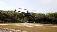 Berbagai tur ini bisa mengakomodir 4 penumpang, dikendarai oleh pilot berjam terbang tinggi, dan mengikuti standar keselamatan yang berlaku bagi penerbangan helikopter di Indonesia.
