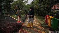 Karena masyarakat sudah butuh ruang interaksi di ruang terbuka, apalagi di kawasan permukiman padat.