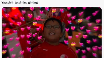 Ginting membawa Indonesia unggul 1-0 atas Malaysia. Masyarakat Indonesia pun jadi terginting-ginting. Foto: (Twitter)