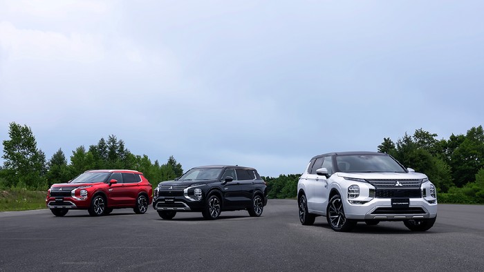 Mitsubishi All New Outlander PHEV 2023 Mitsubishi All New Outlander PHEV 2023