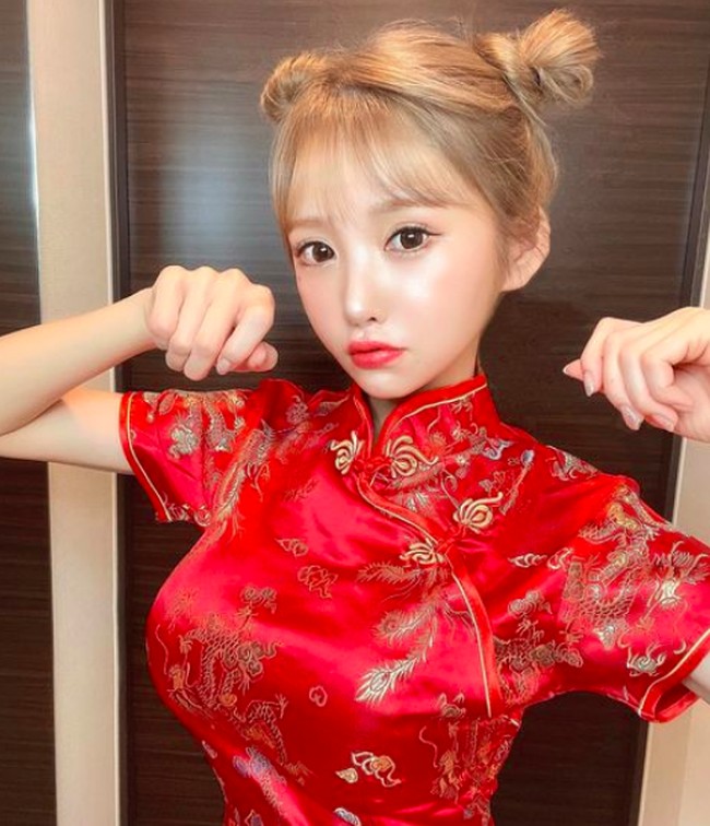 Dia kerap memamerkan pose dengan wajah cutenya dengan rambut yang dikuncir dua. Foto: dok. Instagram/@____kisaki_____