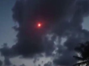 Tentang Puing Antariksa China Terlihat di Langit Lampung dan Videonya Viral