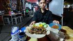 Wisata Kuliner Malam yang Seru di Jalan Lengkong Kecil Bandung