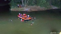 Satu per satu jasad korban tenggelam berhasil ditemukan.