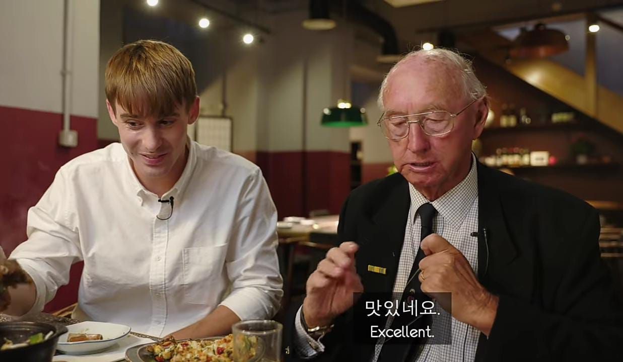 Veteran Perang Korea Diajak Makan Korean BBQ Pertama Kali, Ini Reaksinya