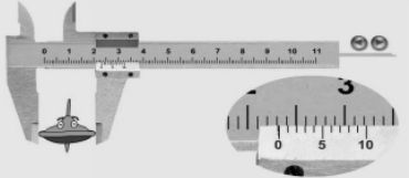 Sebuah balok diukur ketebalannya menggunakan jangka sorong dengan hasil pengukuran seperti pada gambar berikut. besarnya hasil pengukuran adalah ….