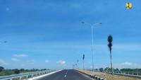 Pembangunan Jalan Bypass BIL– Mandalika sepanjang 17 km terdiri dari 3 paket pekerjaan yakni Paket I sepanjang 4,3 km dengan kontraktor PT Nindya Karya-Bumi Agung (KSO) dengan anggaran sebesar Rp199 miliar. Foto: Dok. Kementerian PUPR