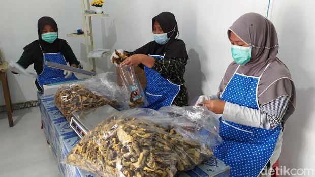 keripik kulit ikan patin