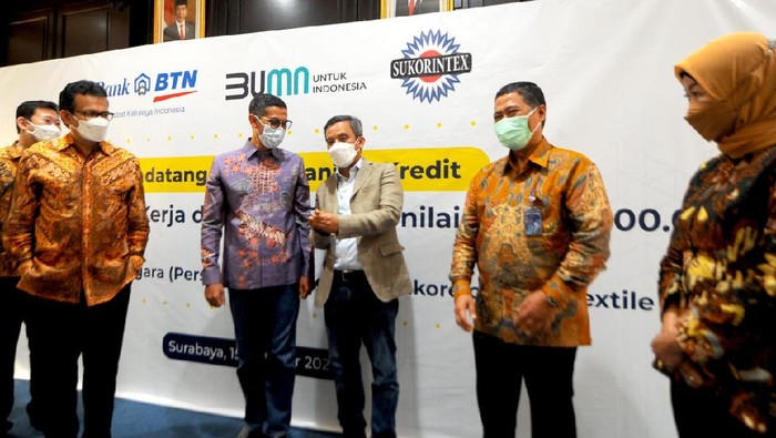 Kucurkan Pinjaman Modal Kerja untuk Sarung Wadimor Bank BTN berikan fasilitas modal kerja untuk Sukronitex yang merupakan produsen dari sarung Wadimor dan telah diekspor ke berbagai negara.
Beberapa negara yang juga sudah mencicipi sarung Wadimor antara lain Singapura, Malaysia, Brunei, Thailand, Saudi Arabia, UEA (Abu Dhabi, Dubai, Fujairah, Ras al-Khaimah, Sharjah dan Umm al-Qaiwain), Yaman, Somalia, Djibouti, Sudan, Afghanistan dll.