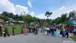 Potret Lembang Park and Zoo Ramai Wisatawan