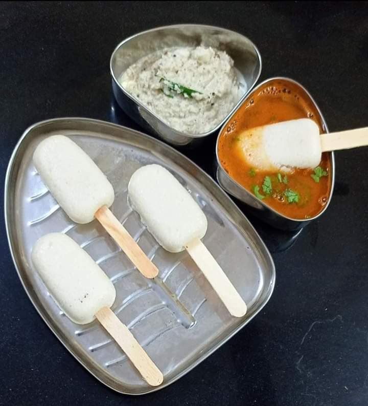 Makin Aneh! Di India Kini Ada Es Krim dari Kue Beras dan Kuah Kari