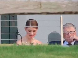 Momen-momen Jelang Pernikahan Mewah Putri Bill Gates