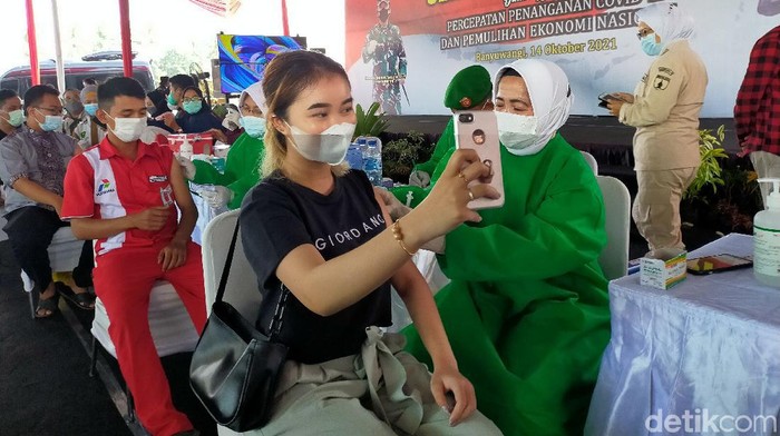 serbuan vaksinasi maritim di banyuwangi