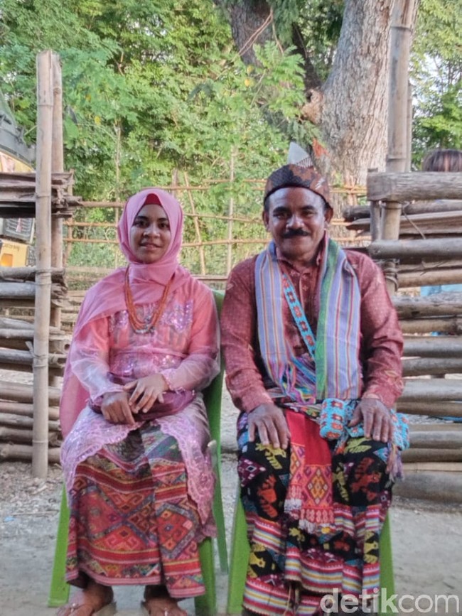 Saya sebenarnya tidak berharap orang yang mau percaya atau tidak tapi yang intinya ini kenyataan. Saya tidak marah ketika orang-orang komentar yang aneh-aneh dan bagi yang mendoakan. Karena kejadian sekarang memang fakta dan nyata bukan settingan, ungkap Fithry saat dihubungi Wolipop lewat WhatsApp. Foto: Dok. pribadi Fitriani Yuda.