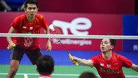 Sementara itu, saat ini pebulutangkis Indonesia Jonatan Christie tengah bertanding melawan Li Shi Feng di partai ketiga final Piala Thomas 2020.