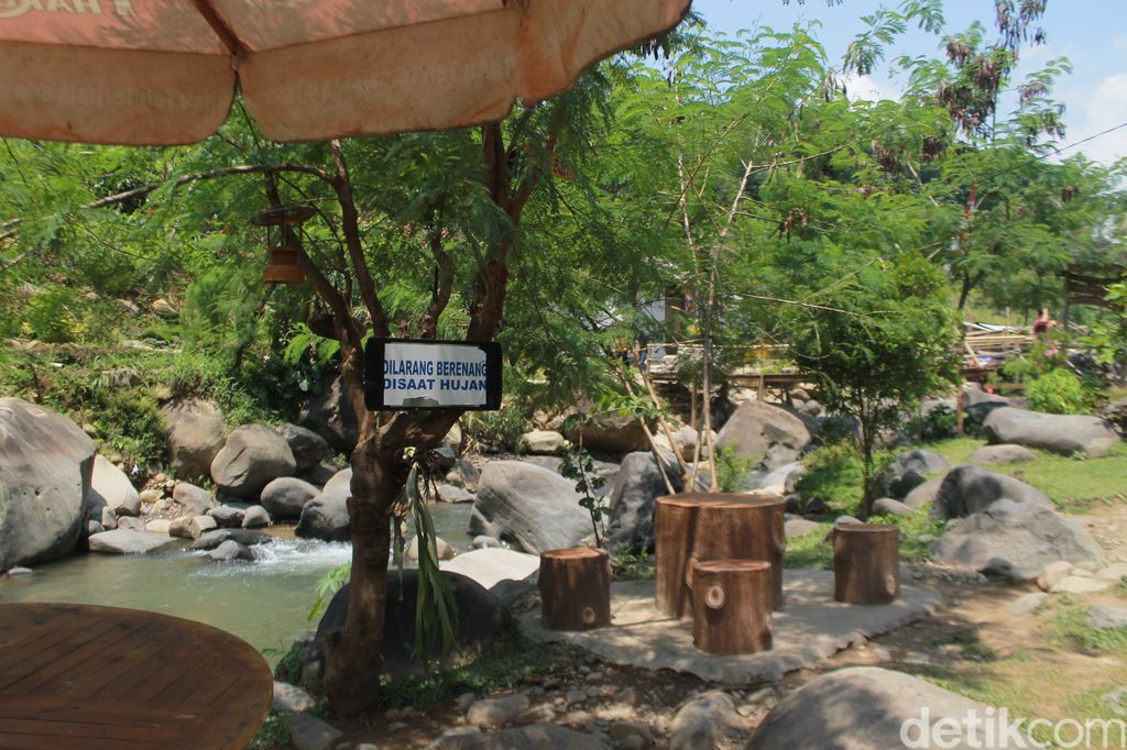 Curug Leuwi Kunten di Sentul, Bogor