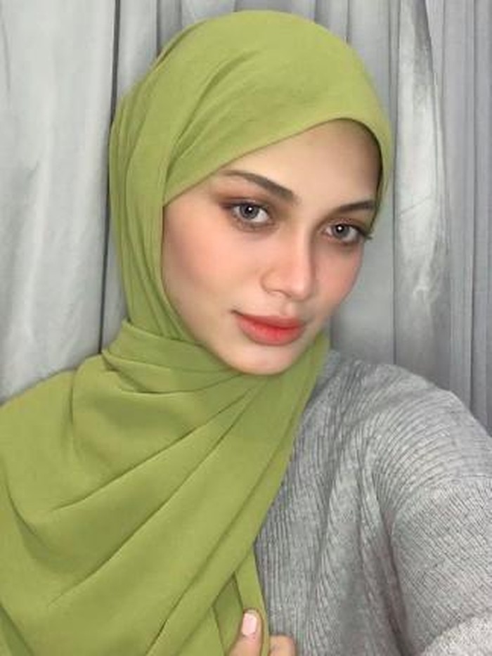 Danisa Khairiyah Danisa Khairiyah