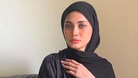 Adanya pihak ketiga membuat Danisa melayangkan gugatan cerai. Foto: Instagram Danisa Khairiyah