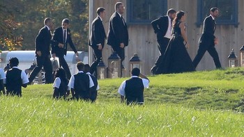 Proses pencatatan sipil dan resepsi dilakukan pada Sabtu (16/10). Pernikahan Jennifer Gates dan Nayel Nassar ini hanya mengundang 300 tamu. Foto: Daily Mail