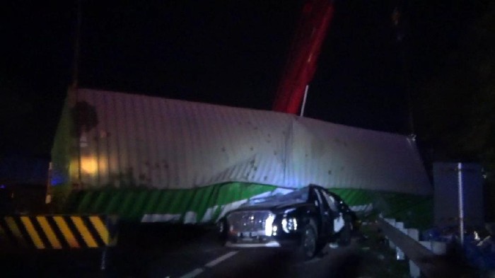 Kecelakaan tol Cipularang KM 91 Kecelakaan tol Cipularang KM 91