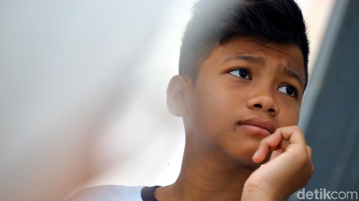 Kisah Gibran Bocah yang Hilang 6 Hari di Gunung Guntur M. Gibran Arrasyid (13) adalah pendaki yang hilang secara misterius di Gunung Guntur Garut pada tanggal (19/9) dan baru ditemukan 6 hari kemudian.