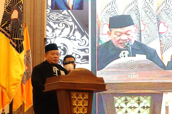 Ketua DPD RI AA LaNyalla Mahmud Mattalitti menilai falsafah ajaran perguruan silat Persaudaraan Setia Hati Terate (PSHT) sejalan dengan tujuan lahirnya negara dan cita-cita pendiri bangsa. Falsafah tersebut yakni mewujudkan sila ke-5 Pancasila, keadilan sosial bagi seluruh rakyat Indonesia.
