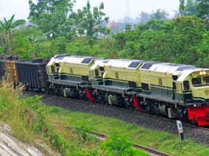 Dua KA Babaranjang Tabrakan, Ini Solusi dari Pengamat Perkeretaapian