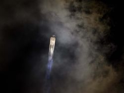 Lucy Diluncurkan untuk Pelajari Asteroid Trojan