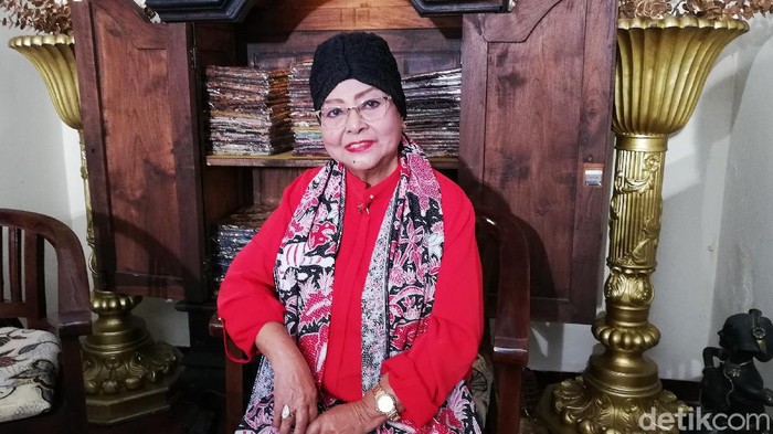 Maestro Keroncong Waldjinah pelantun tembang Walang Kekek saat ditemui di rumahnya Solo, Jumat (15/10/2021).