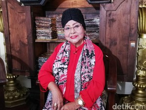 Menengok Keseharian Maestro Keroncong Waldjinah Walang Kekek di Solo