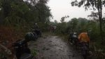 Rumah Rusak-Pohon Tumbang Imbas Hujan Es di Madiun