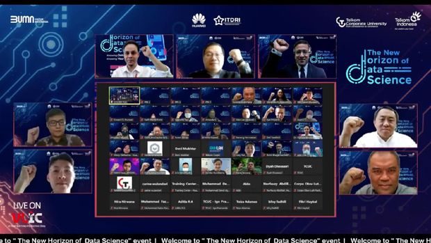 Mengatasi kebutuhan talenta digital Indonesia, Telkom melalui melalui Telkom Corporaten University-Indonesia Telecommunication and Digital Research (CorpU-ITDRI), mengembangkan kurikulum data science.