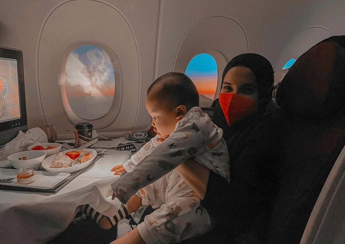 Zaskia Sungkar dan Ukkasya