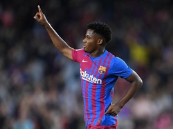 Ansu Fati (19 tahun) merupakan pemain sayap kiri. 19 Gol dari 56 laga dikemasnya sejak musim 2019/2020, sayangnya kerap kena cedera (Getty Images)