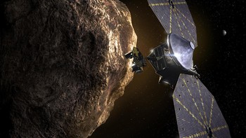 Kami mulai mengerjakan konsep misi Lucy awal tahun 2014, jadi peluncuran ini sudah lama dipersiapkan. Perlu beberapa tahun sebelum kita sampai ke asteroid Trojan pertama. Tetapi benda-benda ini layak untuk ditunggu dan semua upaya akan terbayar karena nilai ilmiahnya yang sangat besar. Mereka seperti berlian di langit, kata Hal Levison, peneliti utama Lucy. Foto: AP/Bill Ingalls